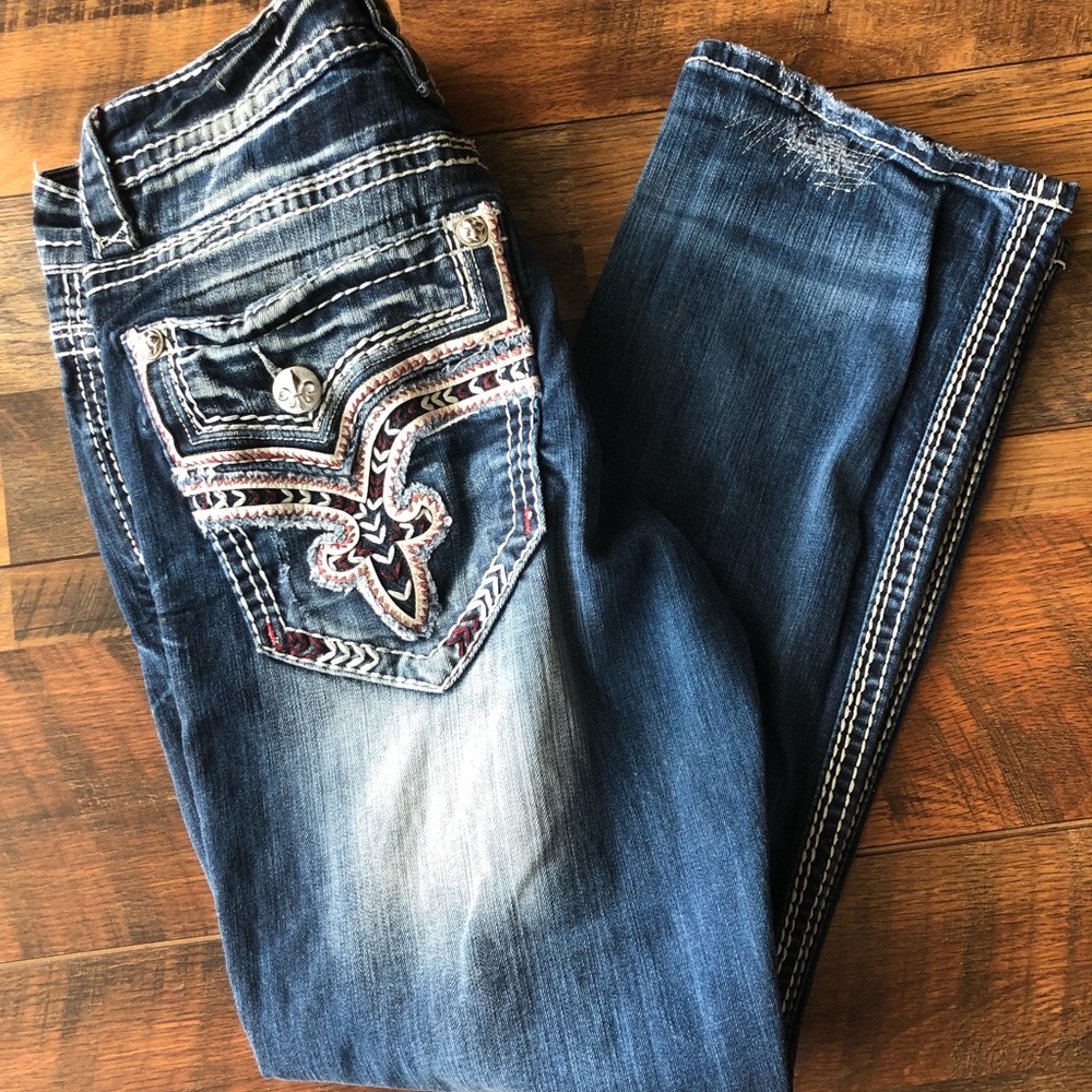 Men’s Rock Revival - size 32. Worn once.
